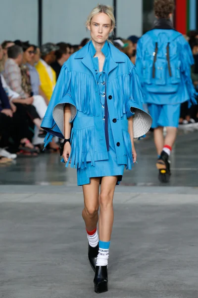Look 3